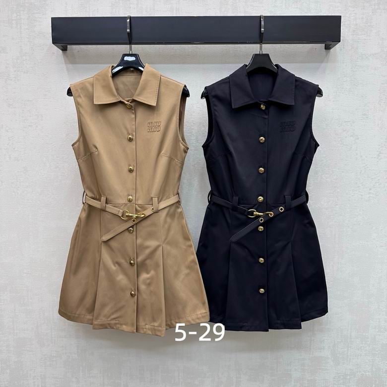MiuMiu S-XL 106